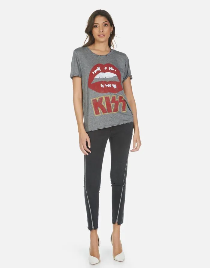 Capri Kiss Lip Heather Grey Women Lauren Moshi Short Sleeve