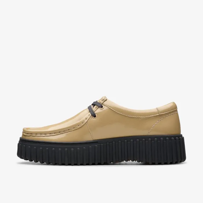 Clarks Flat Shoes Torhill Bee Beige Patent 8211 Women