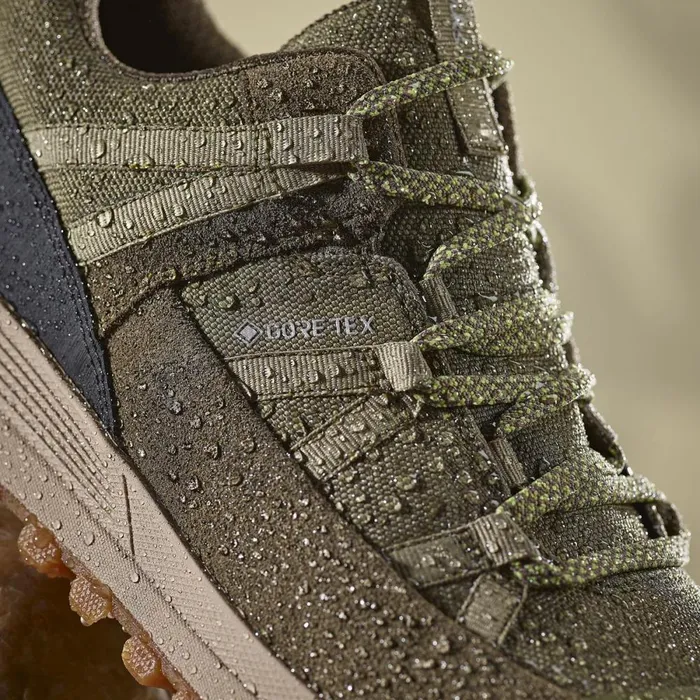 Clarks Trainers Atl Trek Run GoreTex Dark Olive 8211 Men