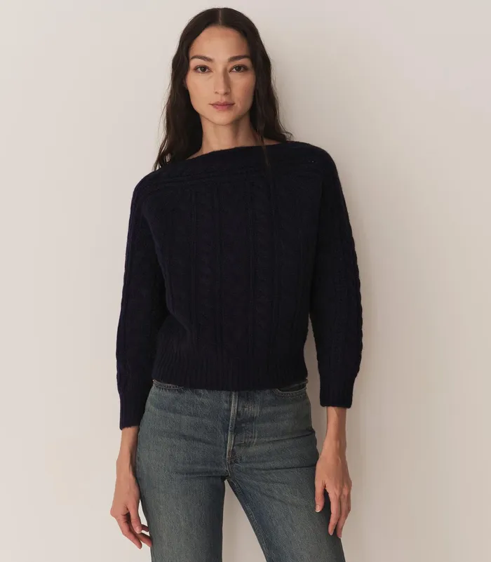 DEN Knitwear Women Cressida Cashmere Sweater Navy DEN Knitwear Women Cressida Cashmere Sweater Navy