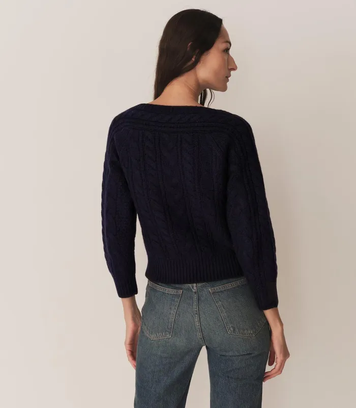DEN Knitwear Women Cressida Cashmere Sweater Navy DEN Knitwear Women Cressida Cashmere Sweater Navy