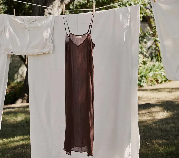 DEN Slips Women Long Deep VNeck Slip Umber