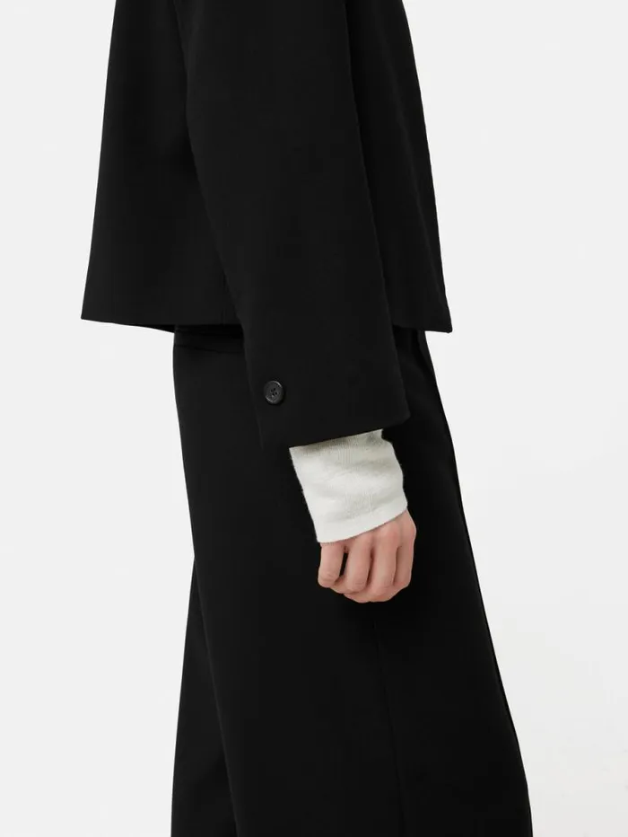 Italian Modern Crepe Short Jacket Black Women Jigsaw Suits and Tailoring