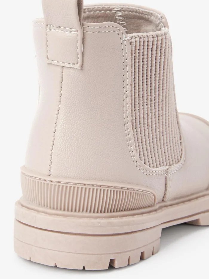 Joules Footwear Girls Next Cream Chelsea Boots