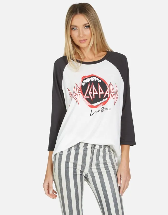 Kenya Love Bites II Milkonyx Women Lauren Moshi Short Sleeve