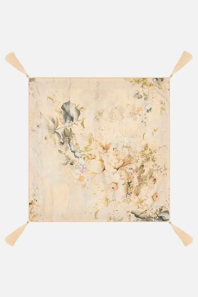 LARGE SQUARE CUSHION ADORNED IN ANTIQUITY Adorned In Antiquity WomensMens Camilla Cushions LARGE SQUARE CUSHION ADORNED IN ANTIQUITY Adorned In Antiquity WomensMens Camilla Cushions