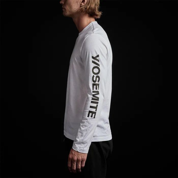 MEN James Perse GRAPHICS YOSEMITE Mountain Long Sleeve Crew Neck White