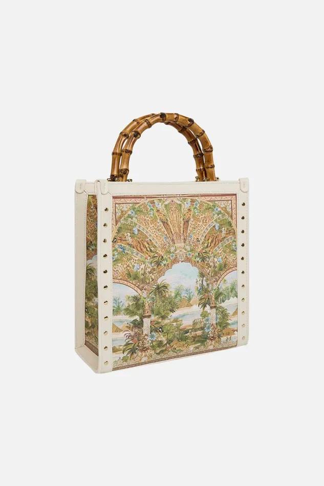 NORTH SOUTH TOTE VIEWS OF THE VALLEY Views Of The Valley WomensMens Camilla Bags