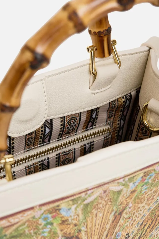 NORTH SOUTH TOTE VIEWS OF THE VALLEY Views Of The Valley WomensMens Camilla Bags