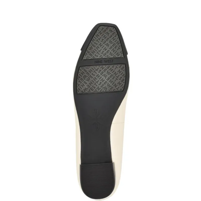 Ollin 9X9 Dress Flats White Women Nine West Flats Ollin 9X9 Dress Flats White Women Nine West Flats