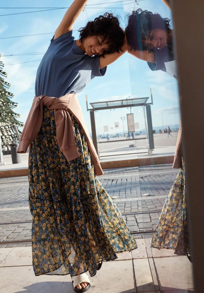 Skirts Women Hush Branwen Maxi Skirt Dark Pop Foral