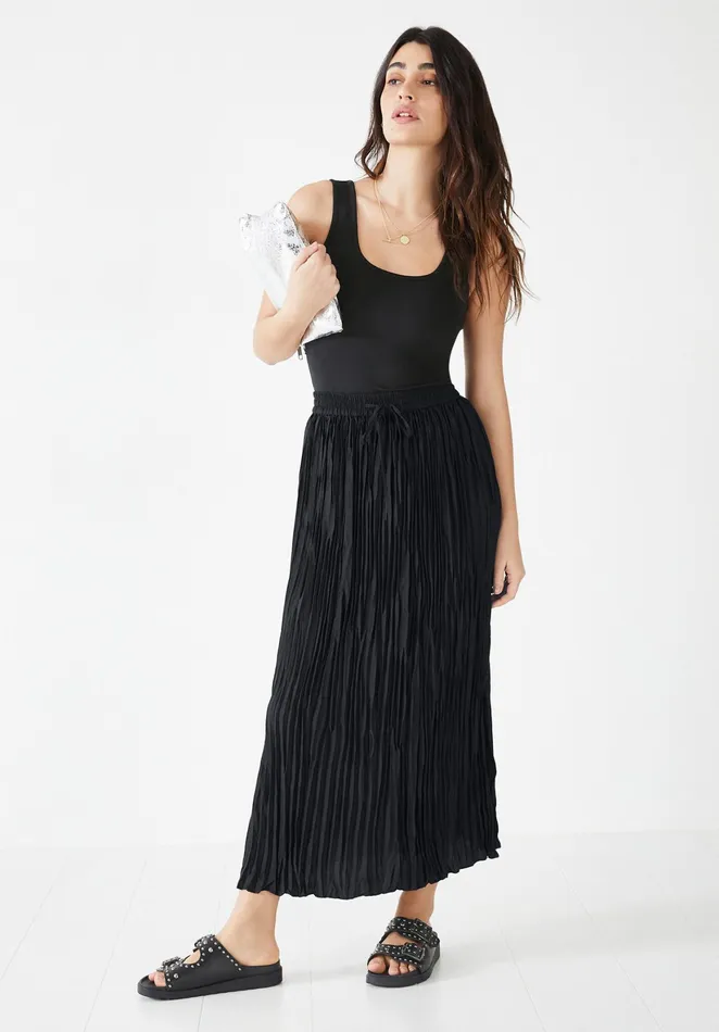 Skirts Women Hush Rose Crinkle Pleated Skirt Black
