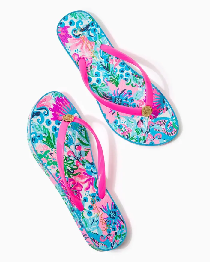 Swim Women Lilly Pulitzer Motley Maxi CoverUp Aura Pink Poly Crepe Swirl Clip Swim Women Lilly Pulitzer Motley Maxi CoverUp Aura Pink Poly Crepe Swirl Clip