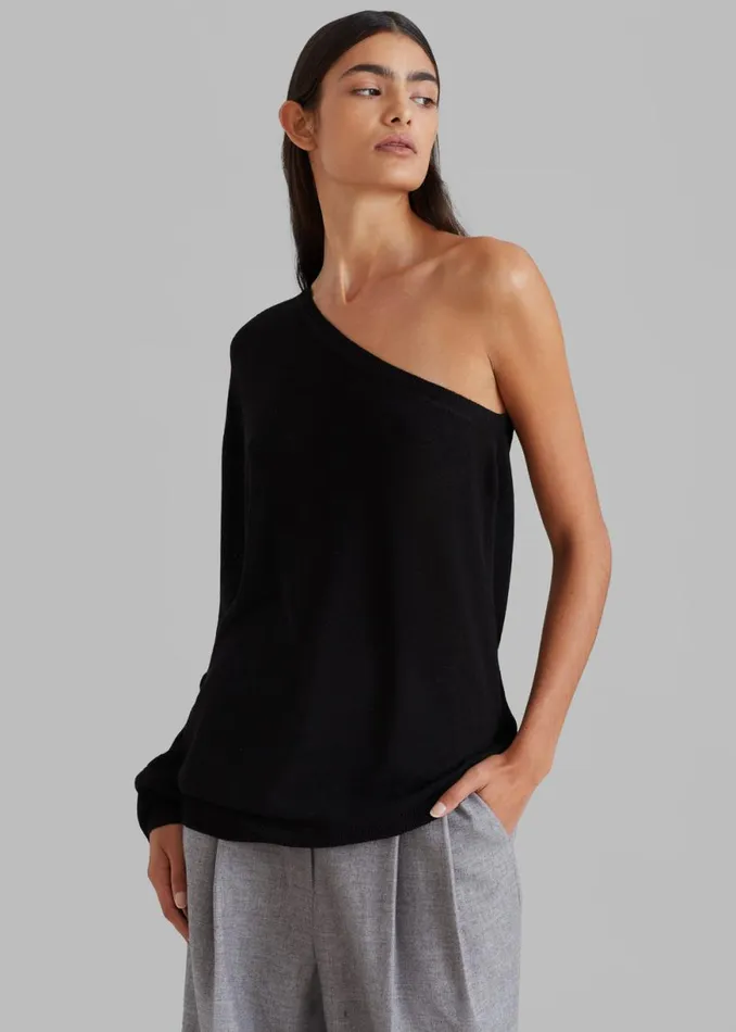 The Frankie Shop Bianca One Shoulder Loose Knit Top 8211 Black Shop Knitwear