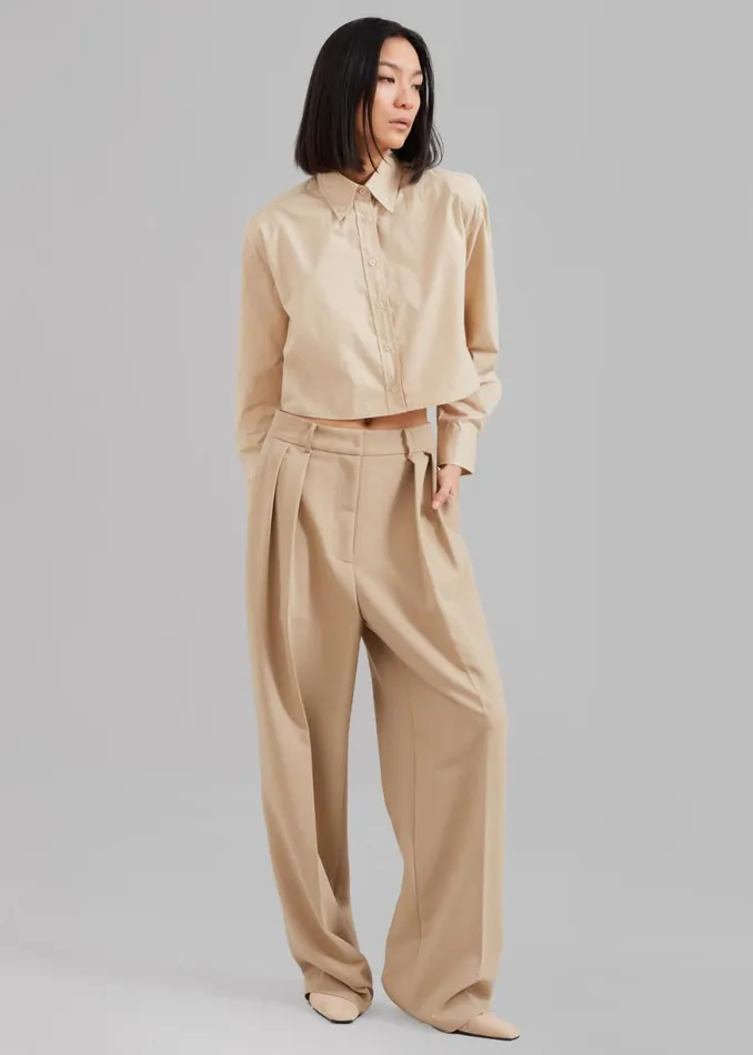 The Frankie Shop Caracas Cropped Shirt 8211 Beige Shop Tops