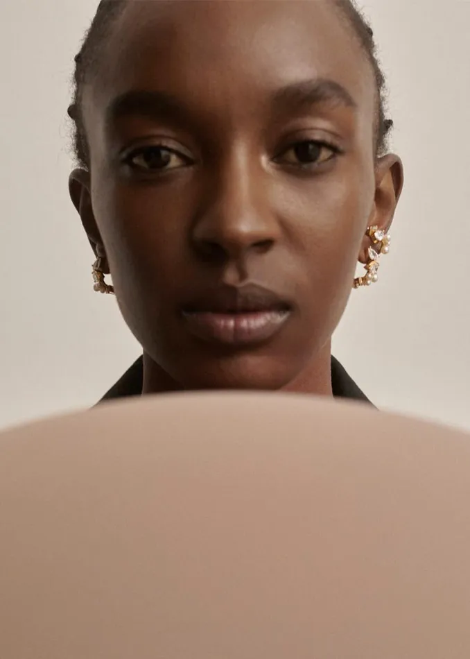The Frankie Shop Completedworks Chasing Shadows Ear Cuff 8211 Gold Shop Accessories