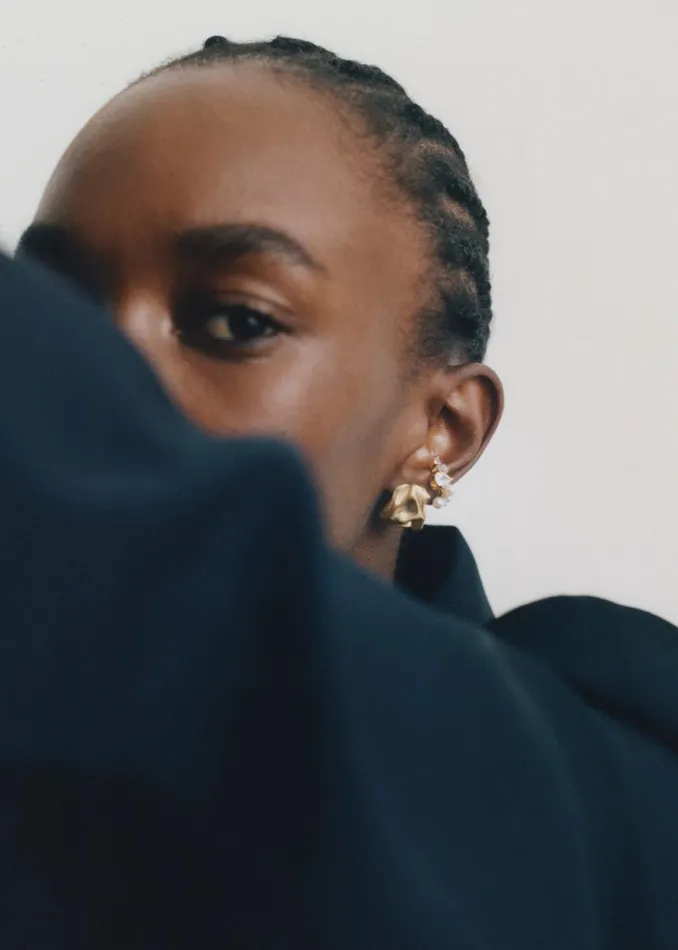 The Frankie Shop Completedworks Chasing Shadows Ear Cuff 8211 Gold Shop Accessories