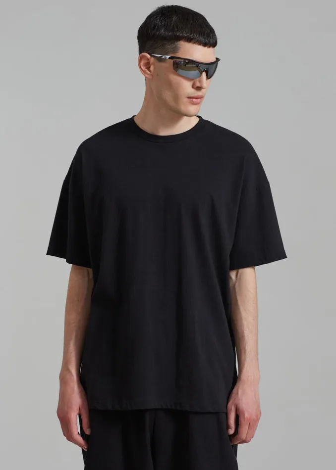 The Frankie Shop Faro Boxy Tee 8211 Black Shop Clothing
