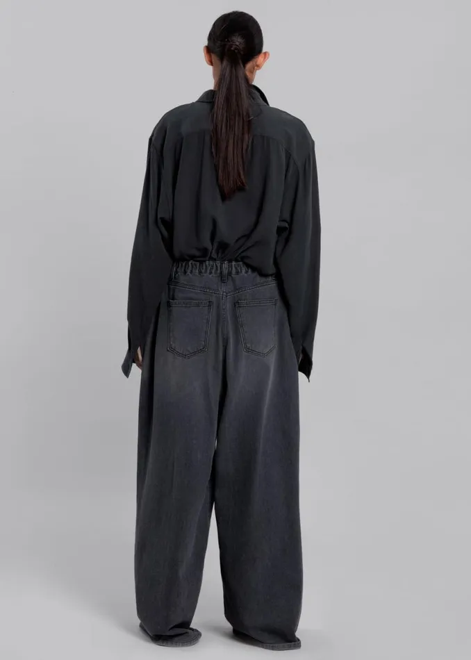 The Frankie Shop Lotta Fluid Shirt 8211 Charcoal Shop Tops