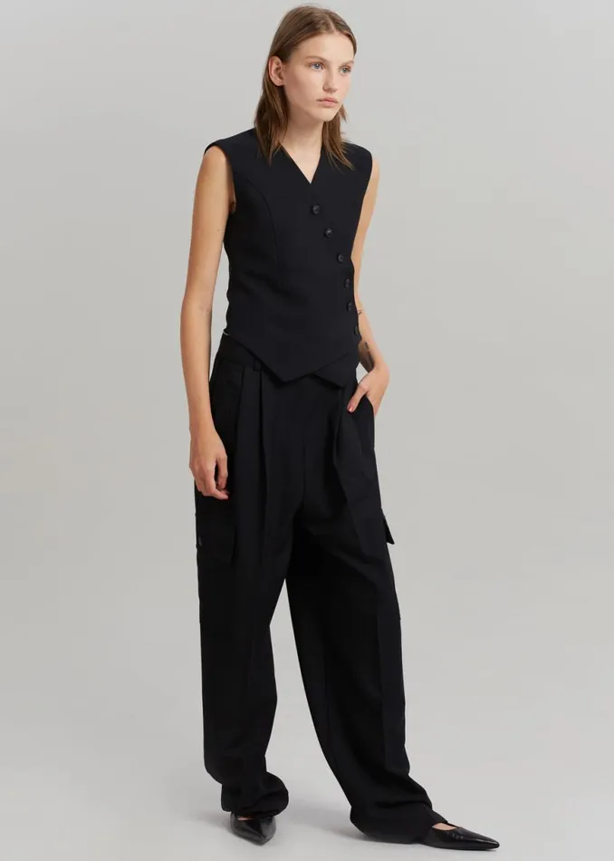 The Frankie Shop Maesa Cross Vest 8211 Black Shop Outerwear