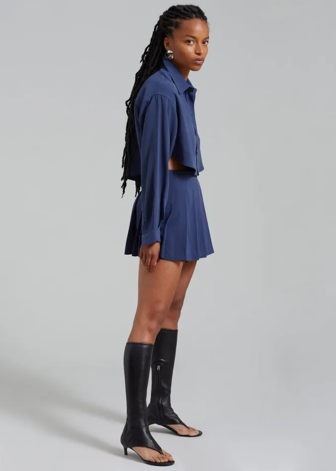 The Frankie Shop Steffi Cropped Shirt 8211 Navy Shop Tops