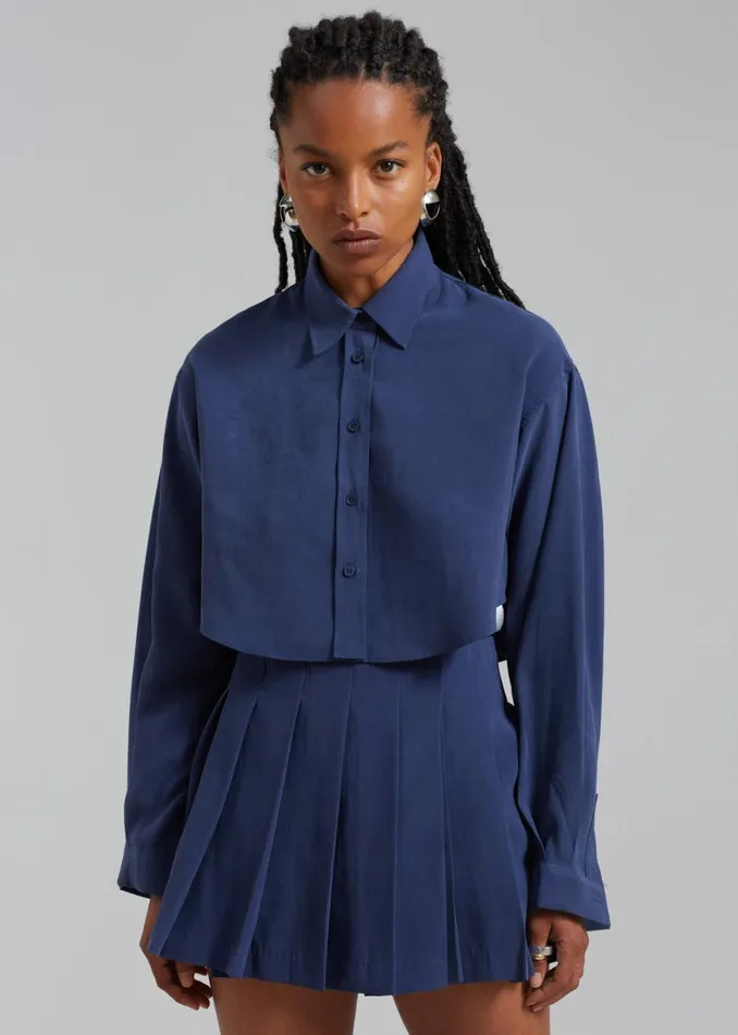 The Frankie Shop Steffi Cropped Shirt 8211 Navy Shop Tops