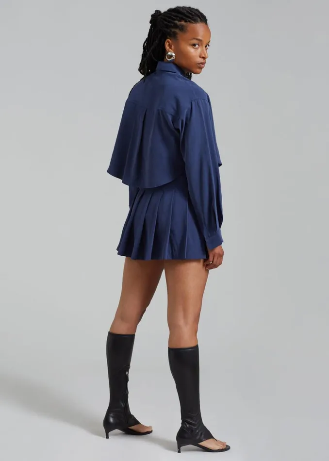 The Frankie Shop Steffi Cropped Shirt 8211 Navy Shop Tops