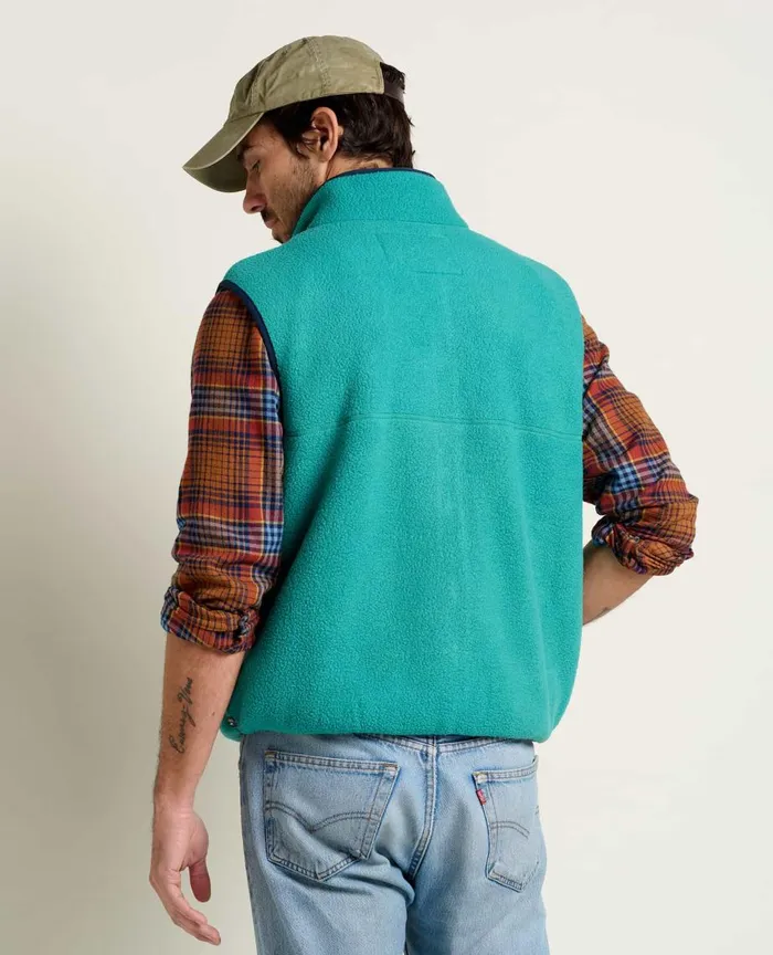 ToadandCo Jackets and Layers Men039s Campo Fleece Vest Cyan 8211 Men039s