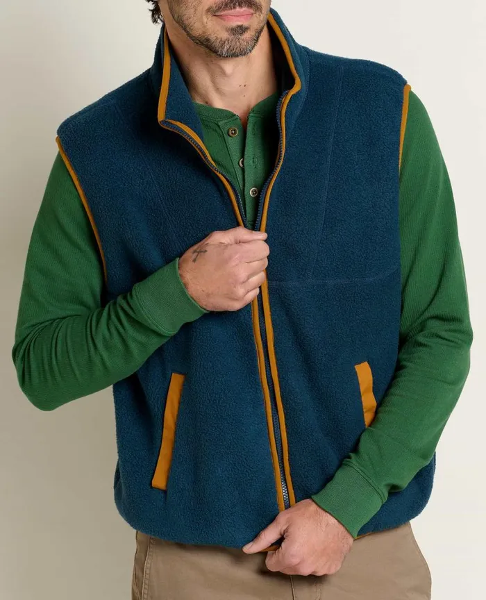ToadandCo Jackets and Layers Men039s Campo Fleece Vest Midnight 8211 Men039s