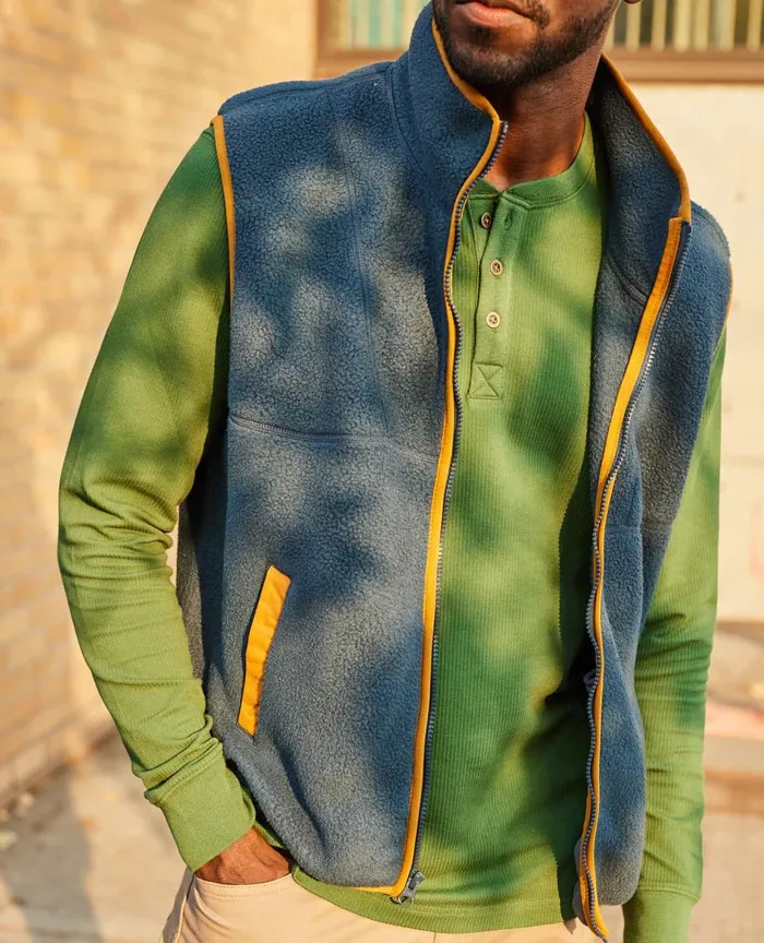 ToadandCo Jackets and Layers Men039s Campo Fleece Vest Midnight 8211 Men039s
