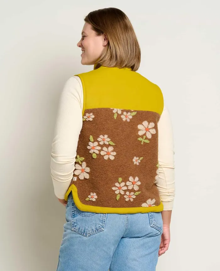 ToadandCo Jackets and Layers Women039s Sespe Sherpa Vest Daisy 8211 Women039s