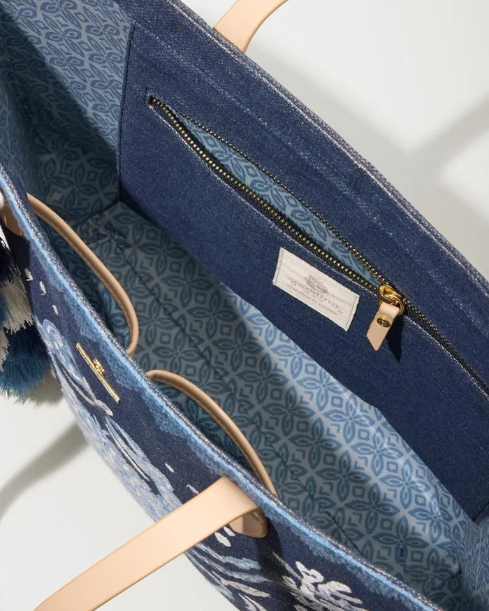 Tommy Bahama Handbags and Clutches Embroidered Fiesta Crab Tote Blue 8211 Women Tommy Bahama Handbags and Clutches Embroidered Fiesta Crab Tote Blue 8211 Women