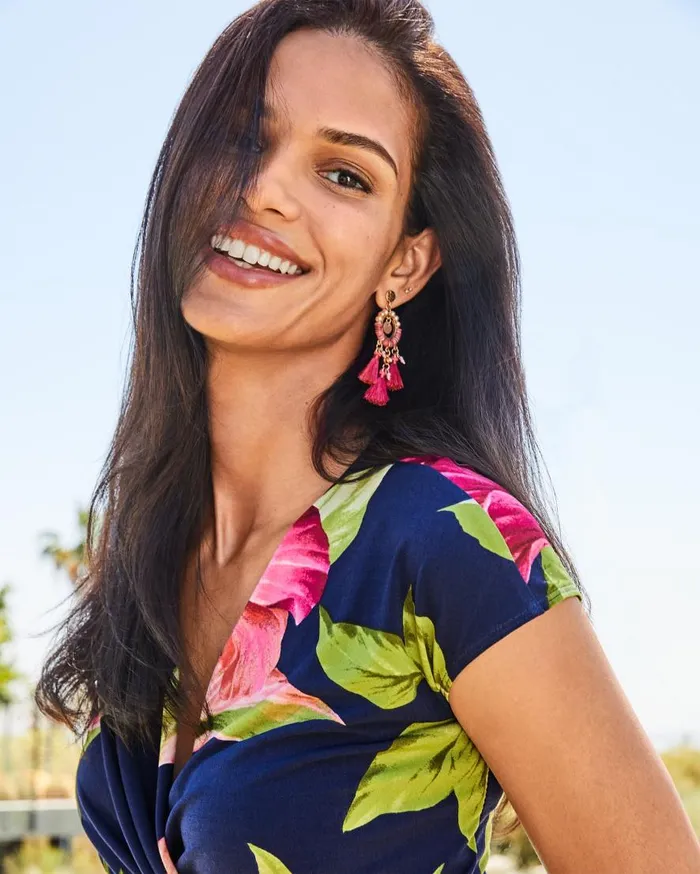 Tommy Bahama Jewelry Tropical Blooms Tassel Shell Statement Earrings Fuchsia 8211 Women Tommy Bahama Jewelry Tropical Blooms Tassel Shell Statement Earrings Fuchsia 8211 Women