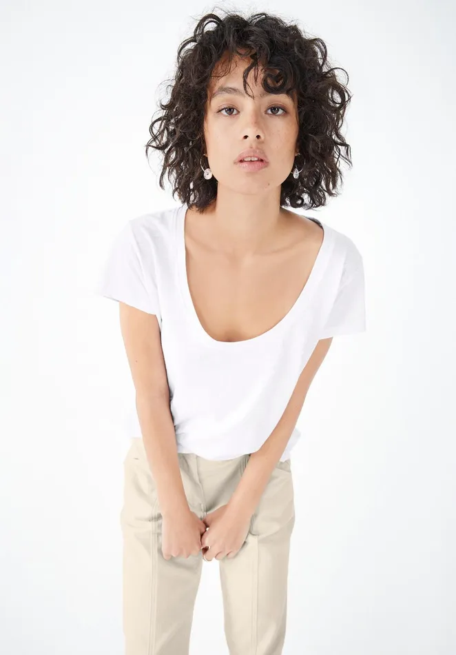 Tops and TShirts Women Hush Cotton Slub Scoop Tee White