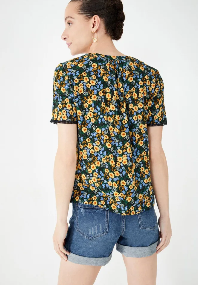 Tops and TShirts Women Hush Merica Top Dark Pop Foral