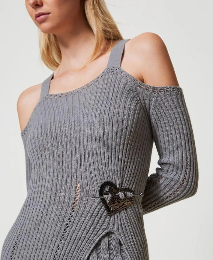 Twinset Jumpers And Cardigans Treeblend Yarn Jumper With Brooch Light Fume Grey 8211 Clothing Twinset Jumpers And Cardigans Treeblend Yarn Jumper With Brooch Light Fume Grey 8211 Clothing