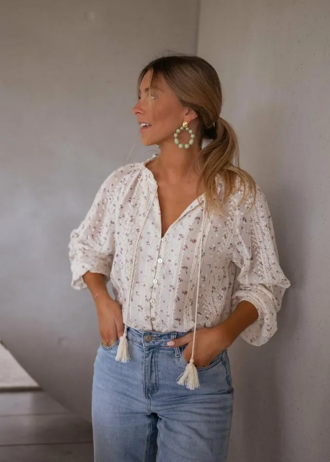 Women039s Clothing Blouses Easy Clothes Ecru Patterned Aiden Blouse Women039s Clothing Blouses Easy Clothes Ecru Patterned Aiden Blouse