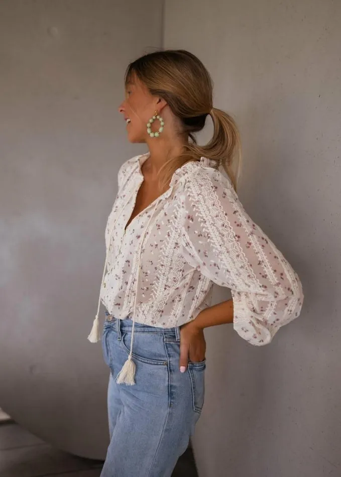 Women039s Clothing Blouses Easy Clothes Ecru Patterned Aiden Blouse Women039s Clothing Blouses Easy Clothes Ecru Patterned Aiden Blouse
