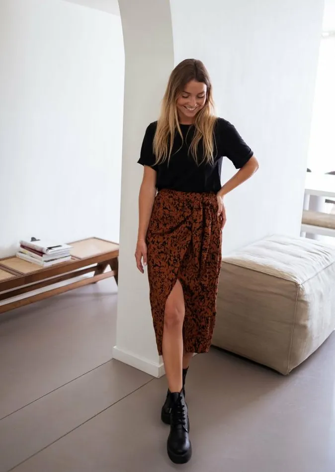 Women039s Clothing Skirts Easy Clothes Brick Dion Skirt Women039s Clothing Skirts Easy Clothes Brick Dion Skirt