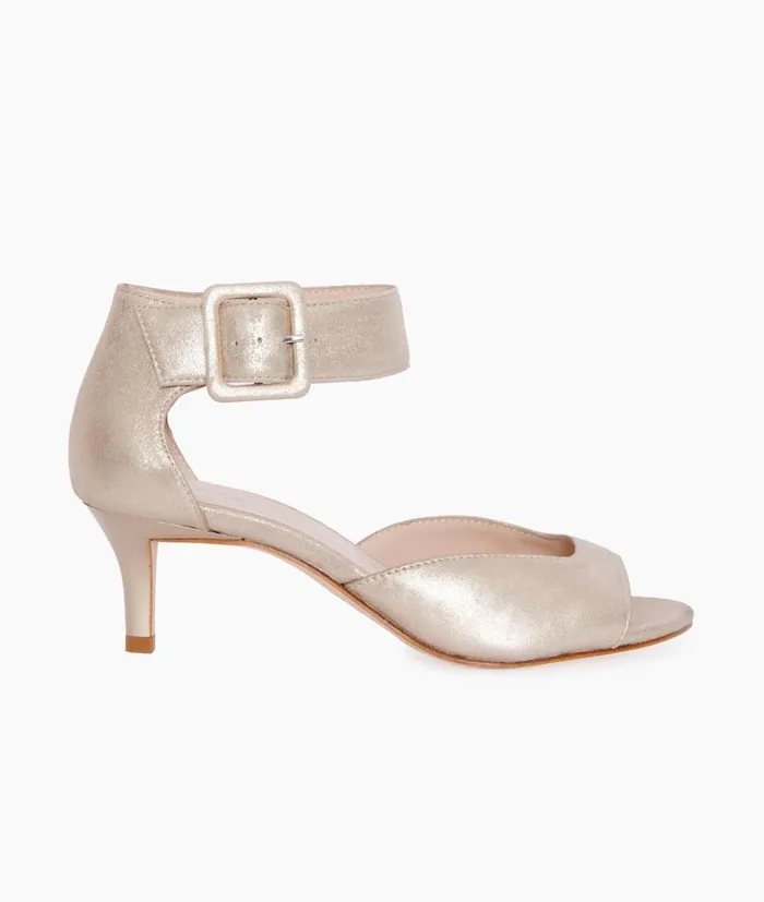 Women Berlin Low Heel 8211 Gold Pelle Moda Low Heels