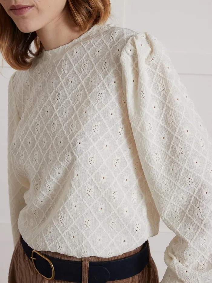 Women Clothing Cyrillus Jacquard THirt With Puffy Sleeves Ecru