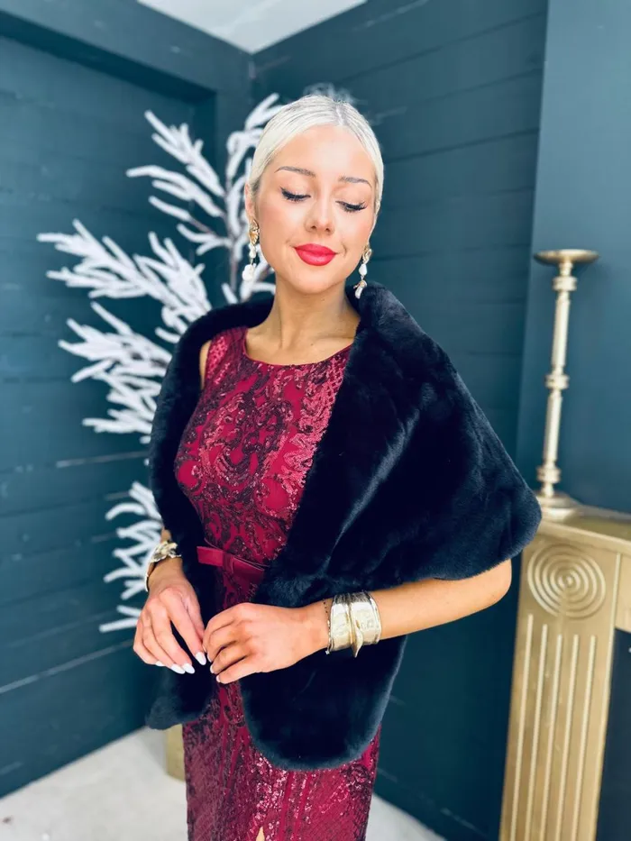 Women Coats and Jackets Canella Lane Steph Faux Fur Shawl Black