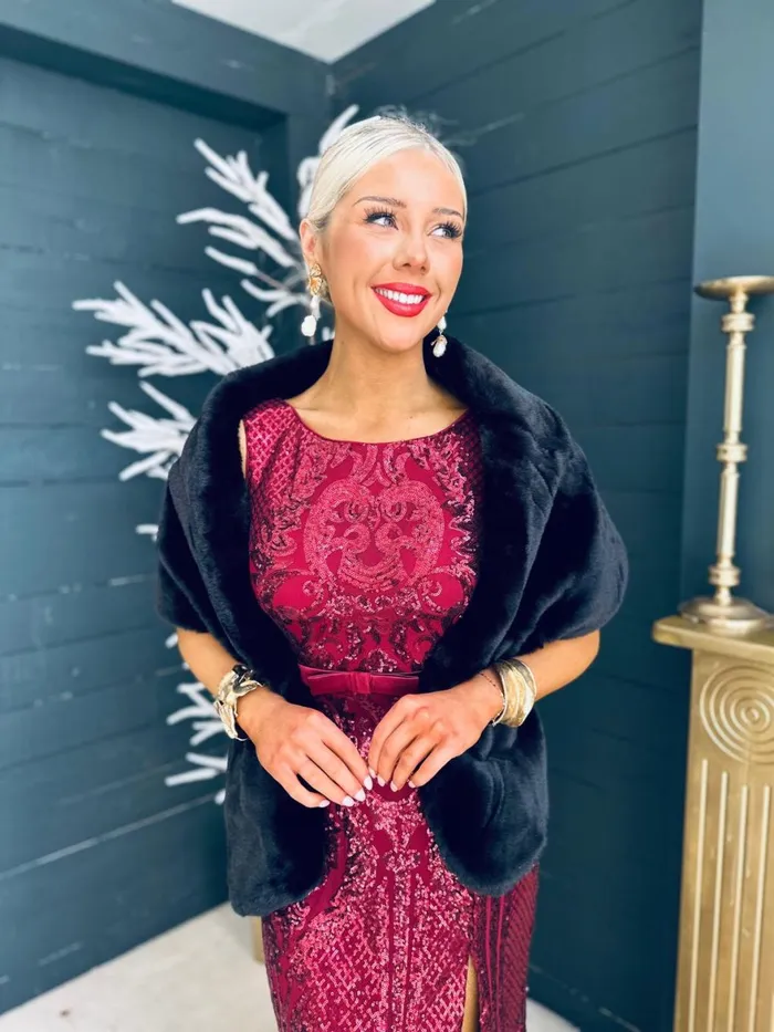 Women Coats and Jackets Canella Lane Steph Faux Fur Shawl Black