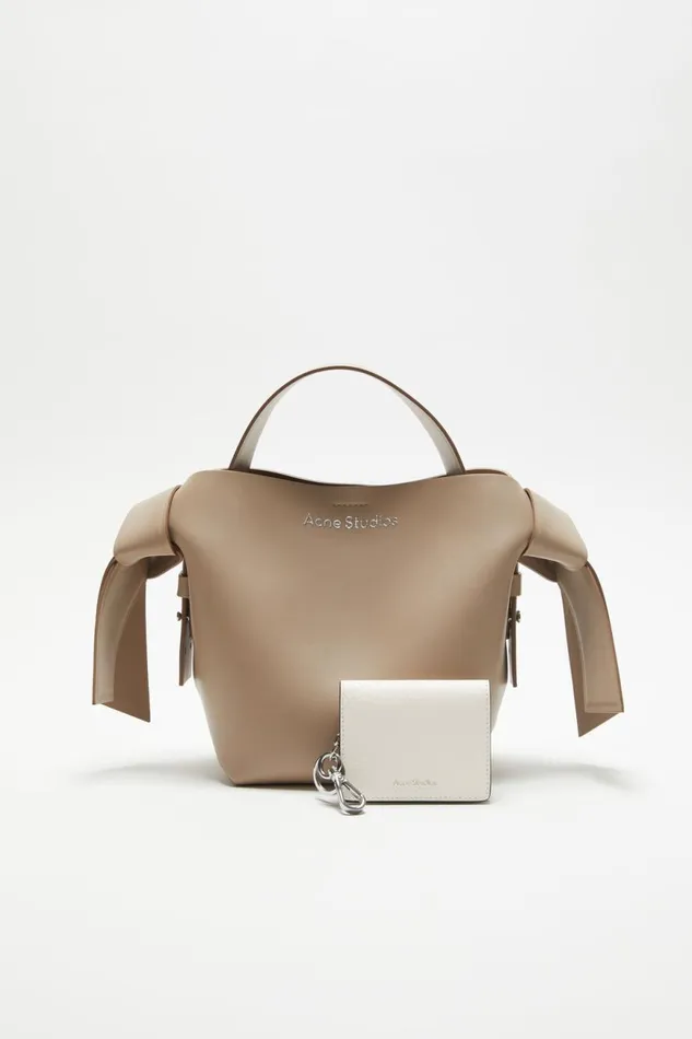 Women Folded Leather Wallet White Acne Studios Small Leather Goods