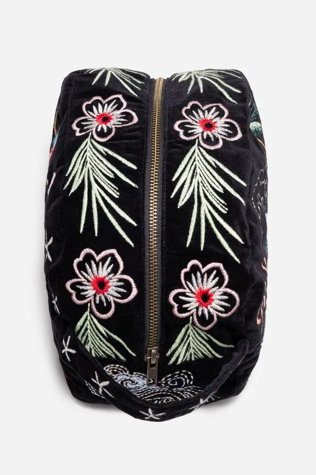 Women Handbags Johnny Was HAWAII COTTON VELVET MAKEUP BAG Black Women Handbags Johnny Was HAWAII COTTON VELVET MAKEUP BAG Black