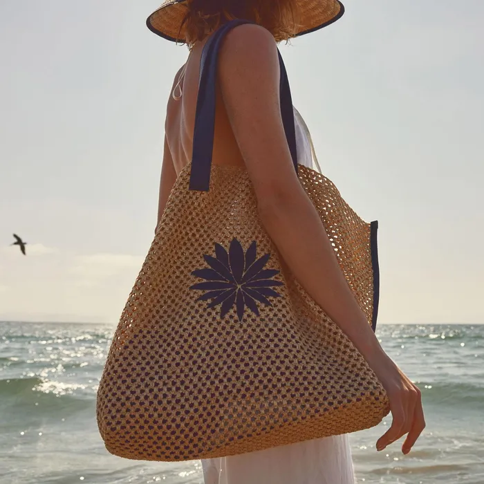 WOMEN James Perse Tote Bags Lotus Raffia Tote Black Sea
