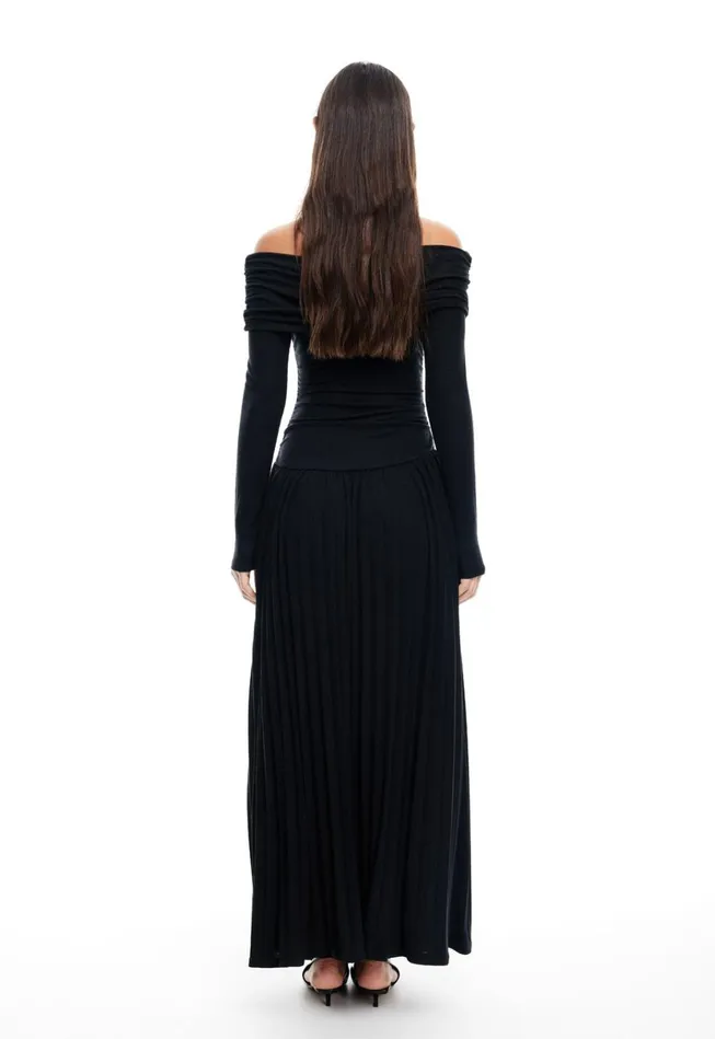 Women Lioness Fashion Dresses FIELD OF DREAMS LONG SLEEVE MAXI Onyx Women Lioness Fashion Dresses FIELD OF DREAMS LONG SLEEVE MAXI Onyx
