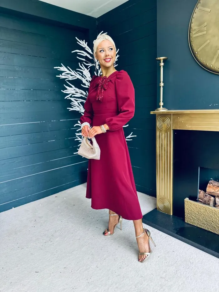 Women Midi Canella Lane Courtney Sequin Detail Occasion Dress Burgundy