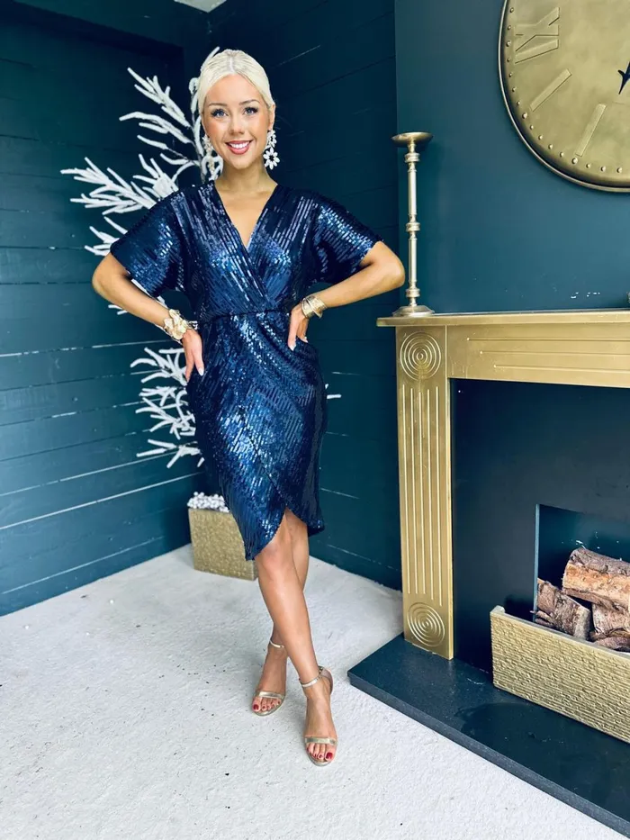 Women Mini Canella Lane Novah Sequin Detailed Midi Dress Navy