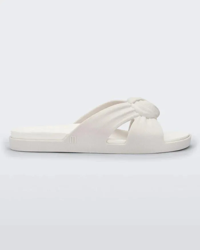Women Plush White Melissa Slides